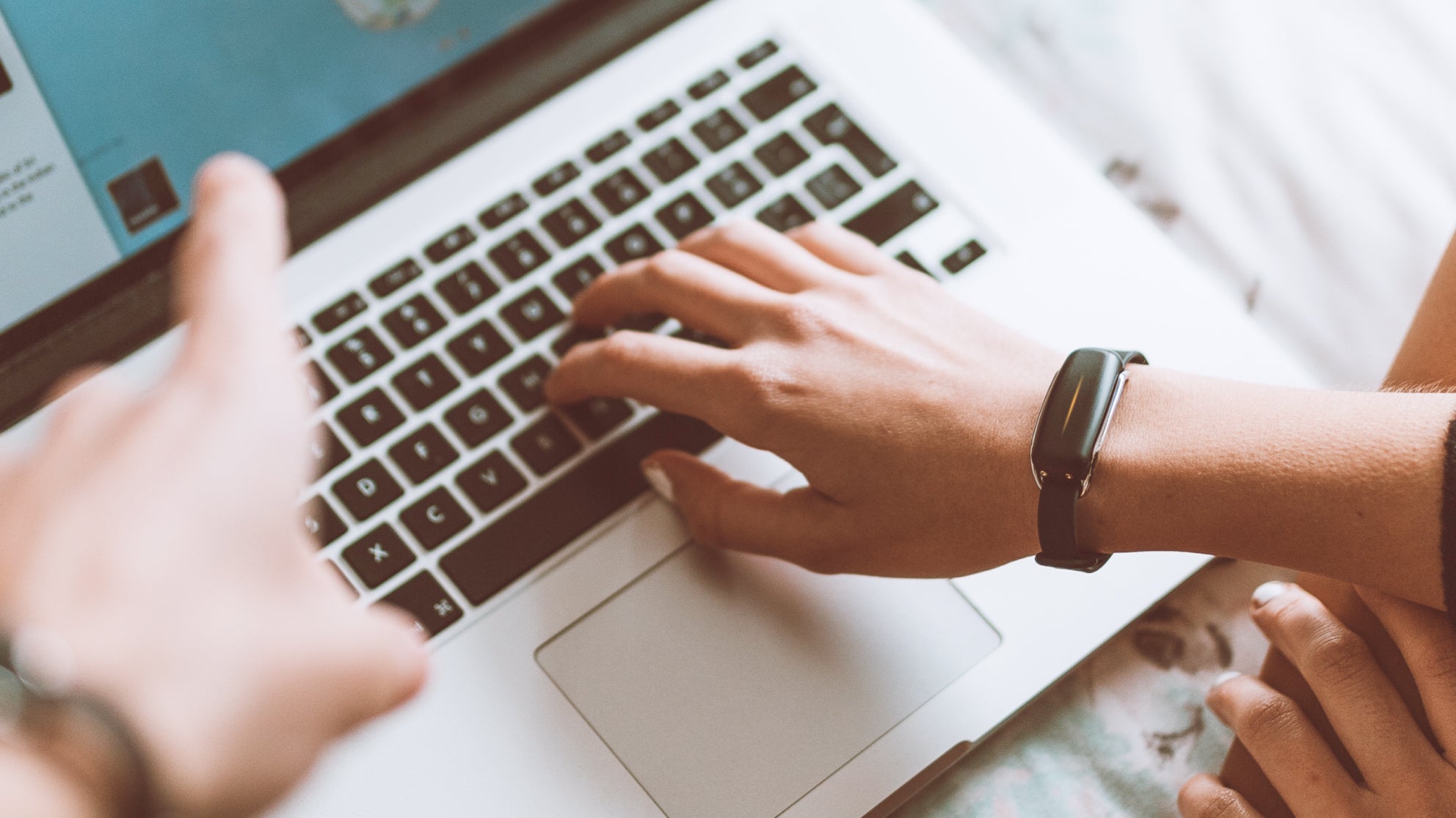 FOLO Explained: Why We Fear Logging Off and How to Overcome It